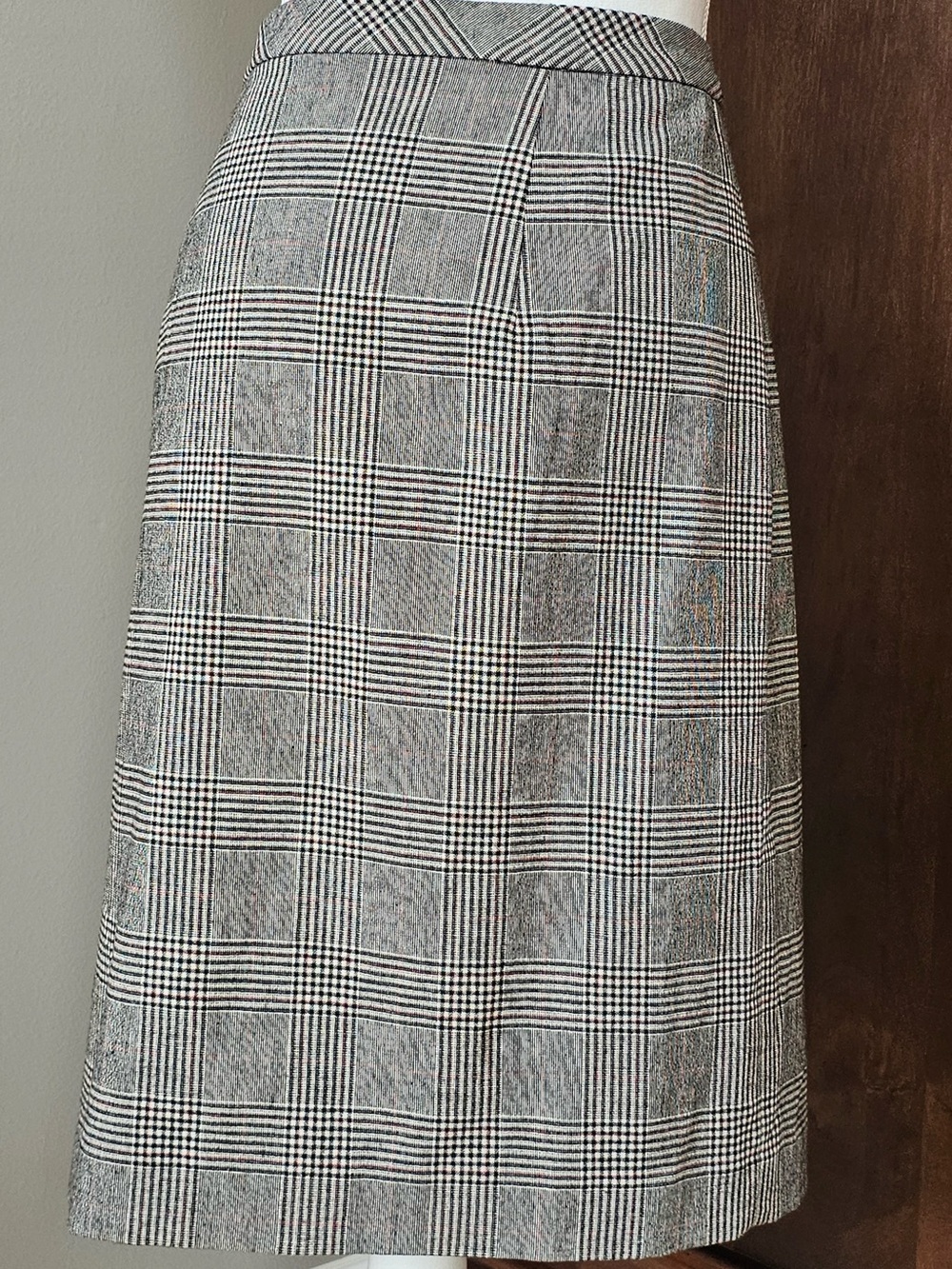 Banana Republic Gray Plaid Pencil Skirt